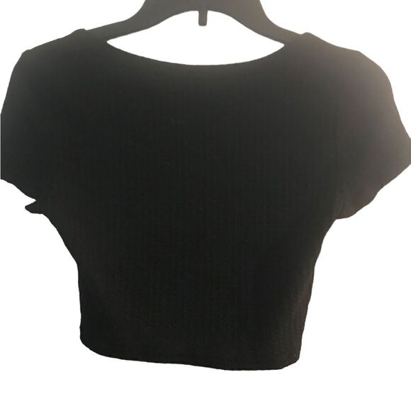 Shein size medium black crop top shorts sleeves - Picture 3 of 8